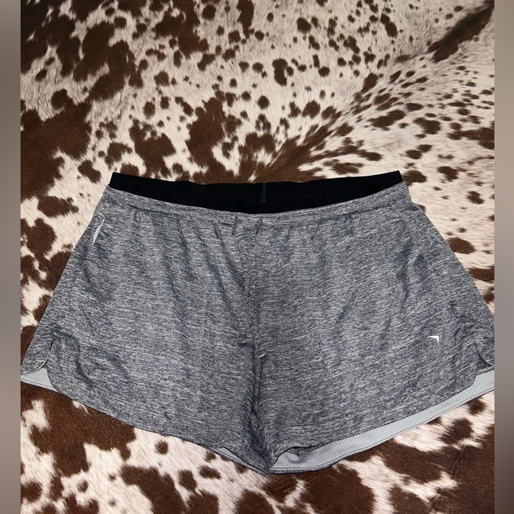 Old Navy grey medium athletic shorts